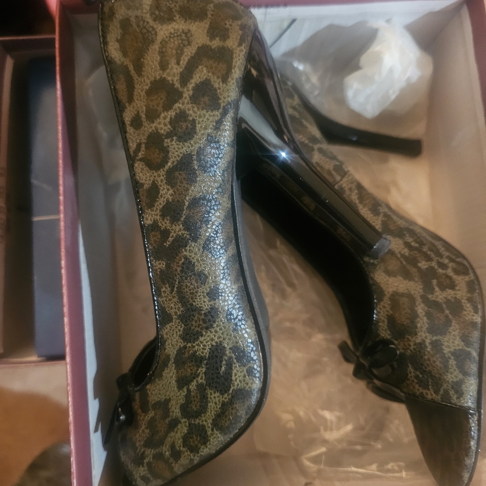 Green Leopard